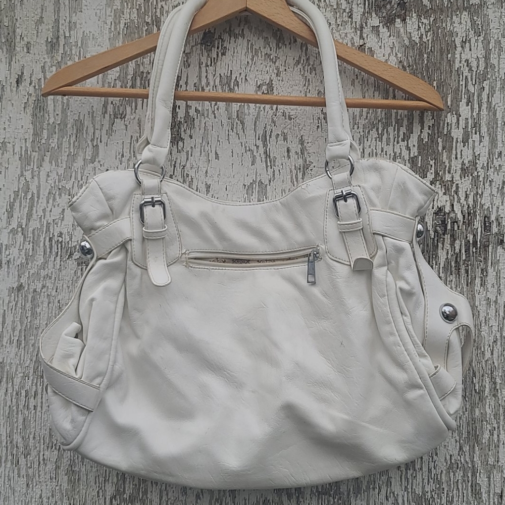White Purse - Picture 2 of 10